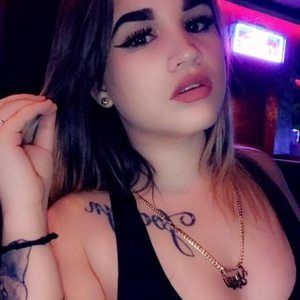 Meet your Posher, Yisel